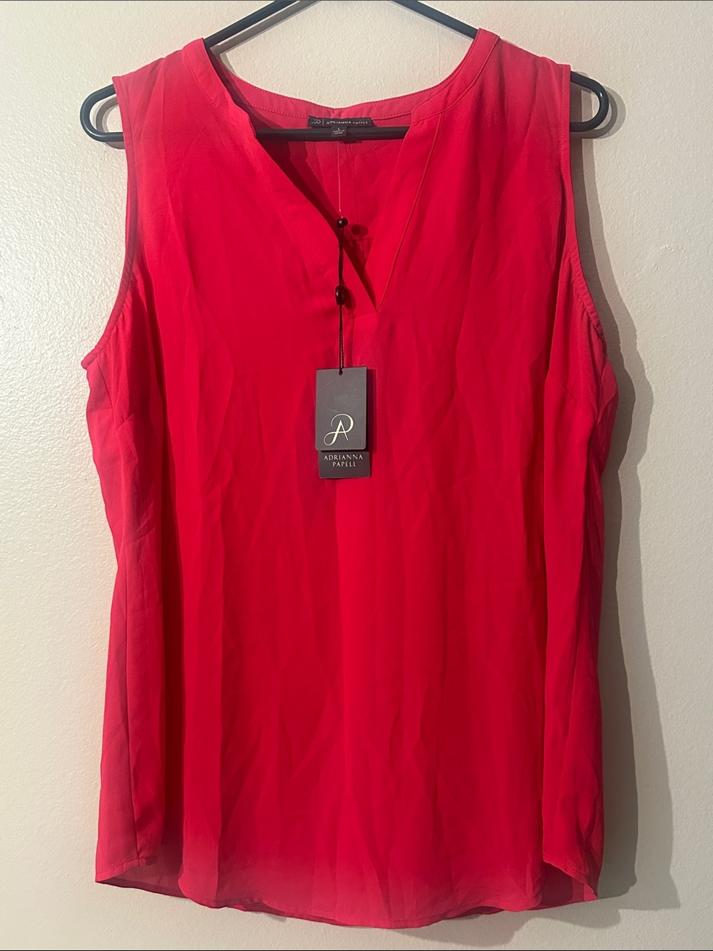 NWT Adrianna papell Sleeveless Red V-Neck Blouse L